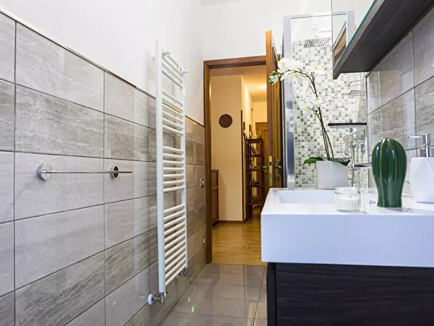 Immagine 17 di Appartamento in vendita  in Via Provenzano Salvani a Castelnuovo Berardenga