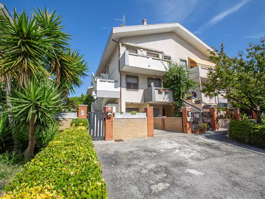 Immagine 1 di Casa bifamiliare in vendita  in via tommaso bruni a Francavilla Al Mare