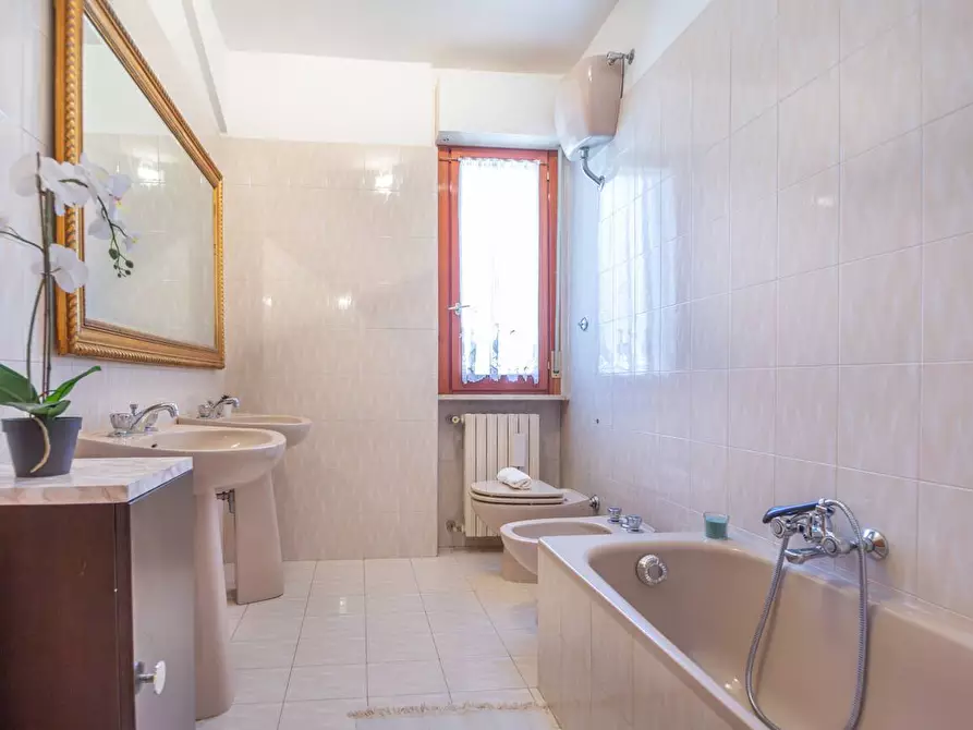 Immagine 27 di Casa bifamiliare in vendita  in via tommaso bruni a Francavilla Al Mare