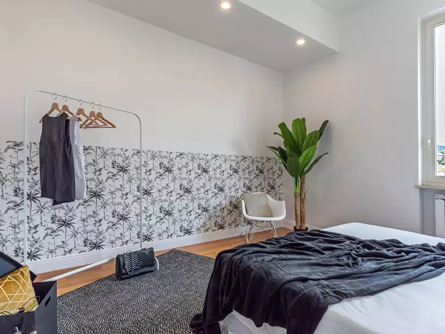 Immagine 9 di Appartamento in vendita  in via Tribolo a Firenze