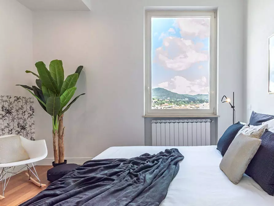 Immagine 10 di Appartamento in vendita  in via Tribolo a Firenze