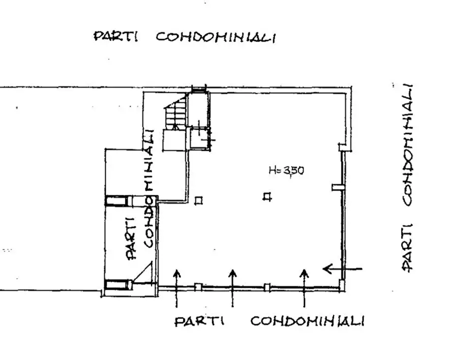 Immagine 19 di Locale commerciale in vendita  in Via Lorenzo Viani a Firenze