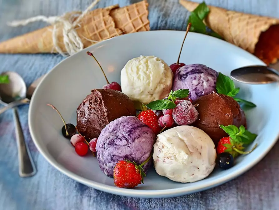 Immagine 10 di Attività commerciale in vendita  in viale talenti a Firenze