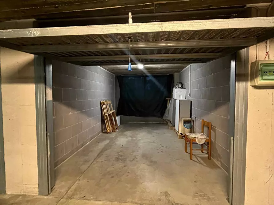 Immagine 14 di Box auto in vendita  in Via Pietro Della Valle a Firenze