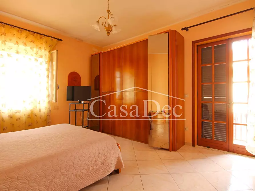 Immagine 26 di Appartamento in vendita  in Via Giulio Verne a Trentola Ducenta