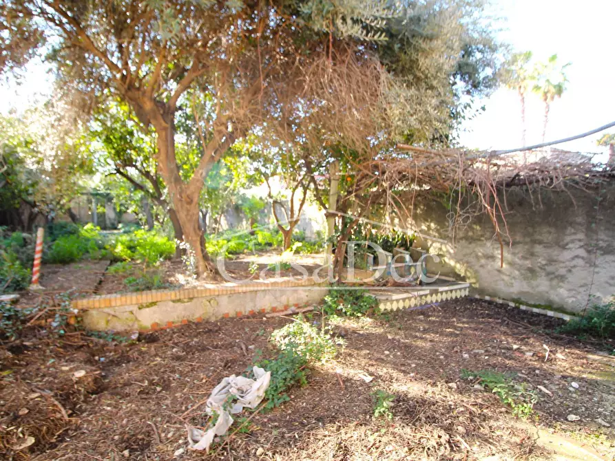 Immagine 14 di Villa in vendita  in Corso Umberto I a Casal Di Principe