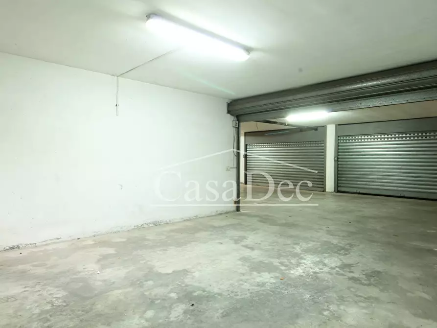 Immagine 21 di Box auto in vendita  in Via Galatina a San Marcellino