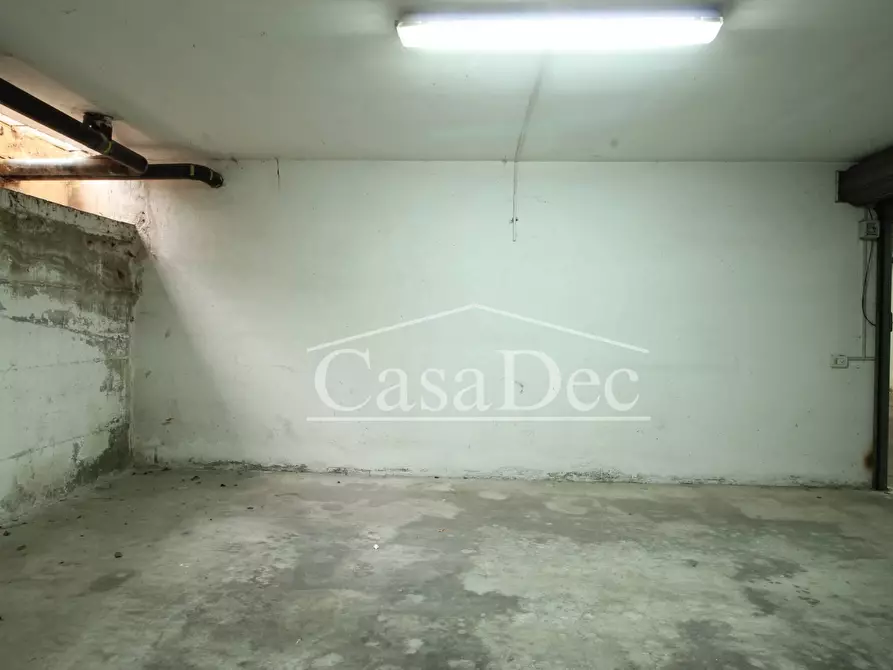 Immagine 22 di Box auto in vendita  in Via Galatina a San Marcellino