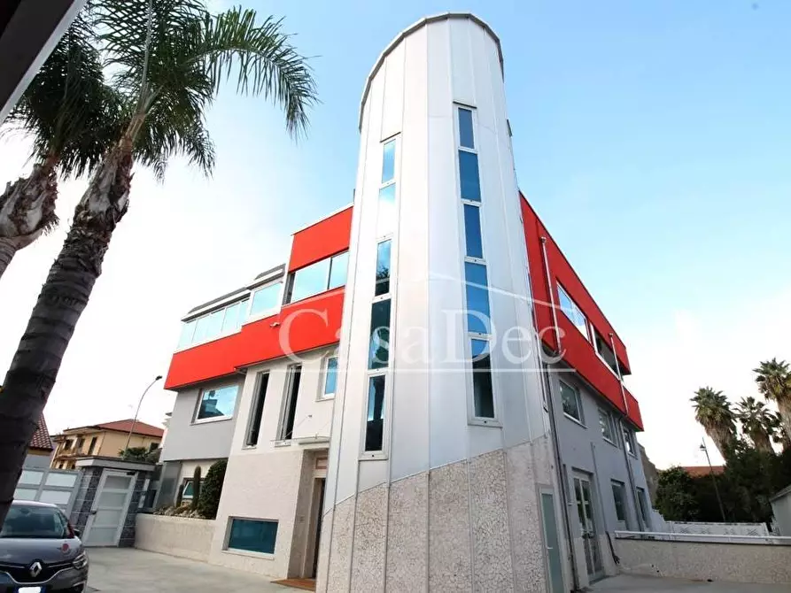 Immagine 5 di Seminterrato in affitto  in Via Giulio Cesare a Trentola Ducenta