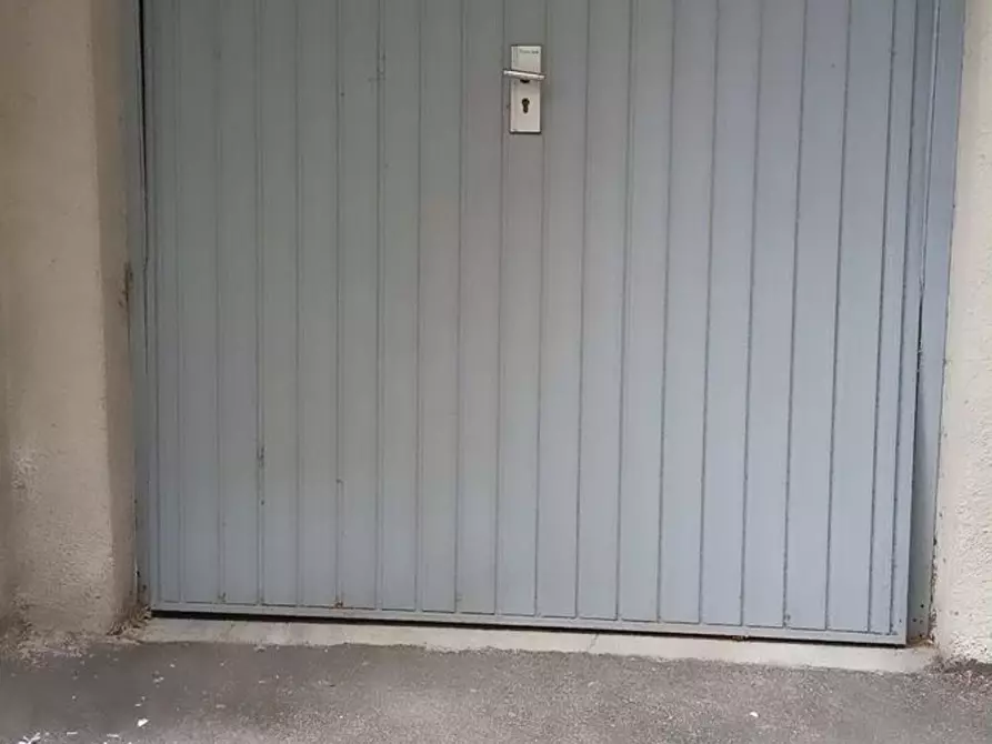 Immagine 16 di Appartamento in vendita  in Luigi Cadorna a Busto Arsizio