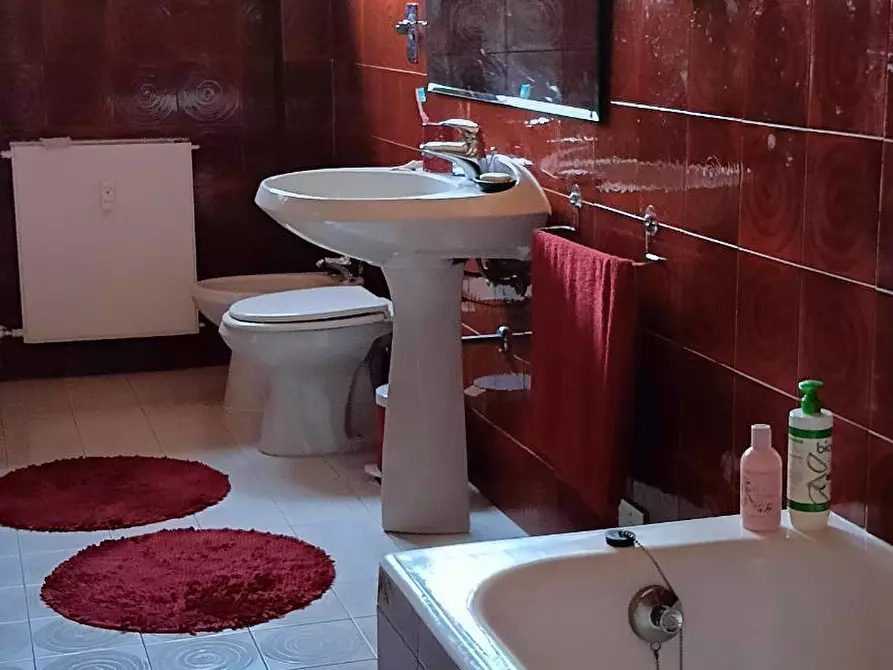 Immagine 11 di Appartamento in affitto  in Viale Gorizia a Legnano