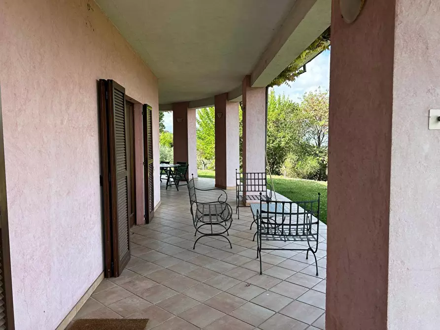 Immagine 4 di Villa in vendita  in via Licini a Chieti