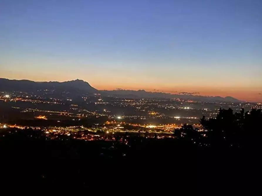 Immagine 2 di Villa in vendita  in via Licini a Chieti