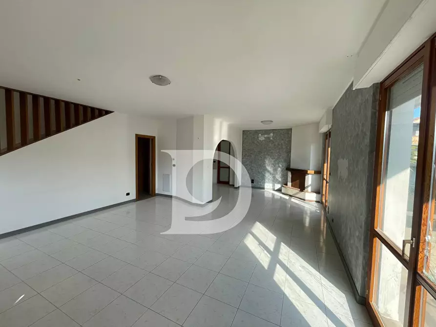 Immagine 12 di Villetta a schiera in vendita  in Via Piceni a Montesilvano