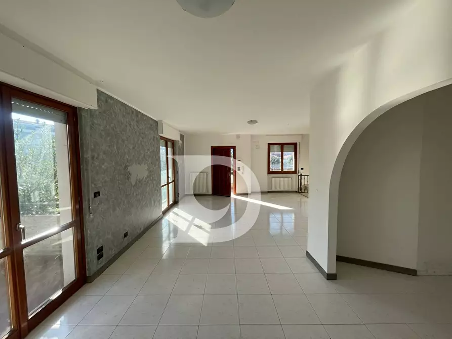 Immagine 24 di Villetta a schiera in vendita  in Via Piceni a Montesilvano