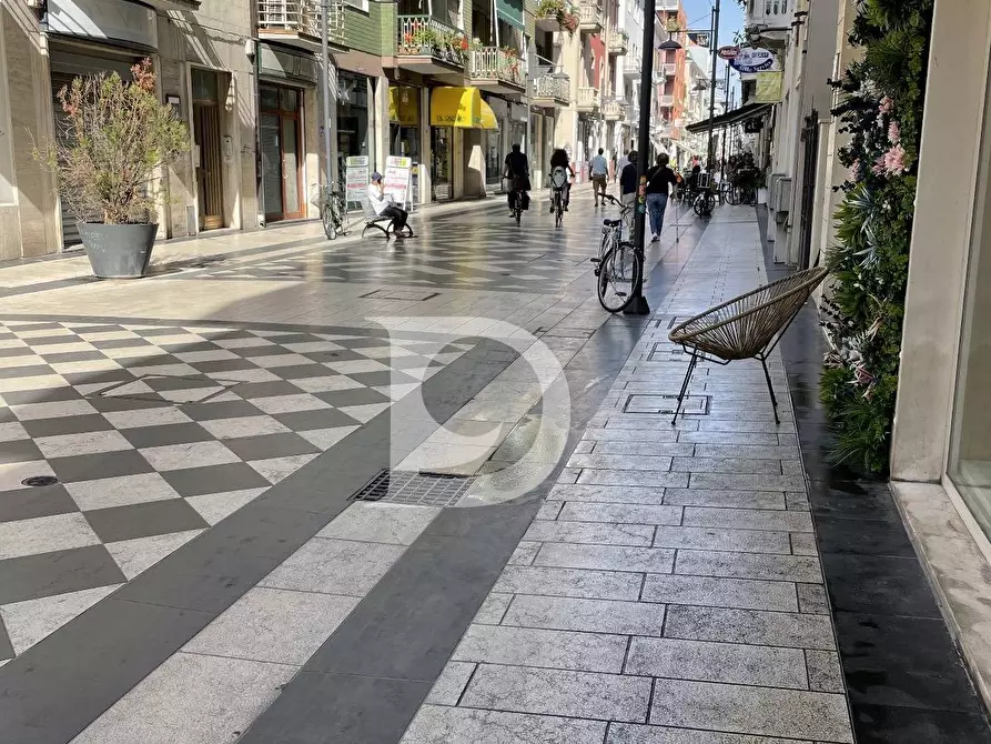Immagine 7 di Locale commerciale in vendita  in Via Firenze a Pescara
