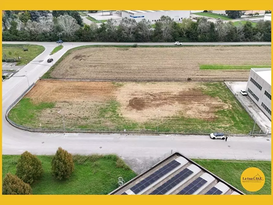 Immagine 4 di Terreno residenziale in vendita  in via dell' Artigianato a Molinella