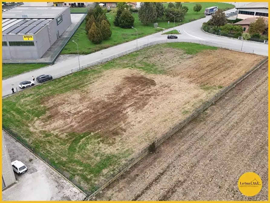Immagine 5 di Terreno residenziale in vendita  in via dell' Artigianato a Molinella