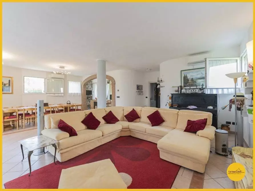 Immagine 20 di Villa in vendita  in via Dugliolo a Budrio