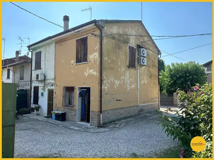 Immagine 10 di Villetta a schiera in vendita  a Molinella