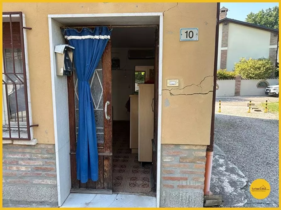 Immagine 11 di Villetta a schiera in vendita  a Molinella