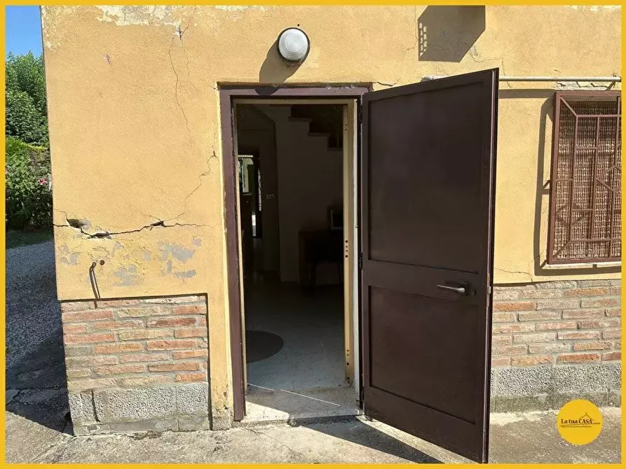 Immagine 12 di Villetta a schiera in vendita  a Molinella