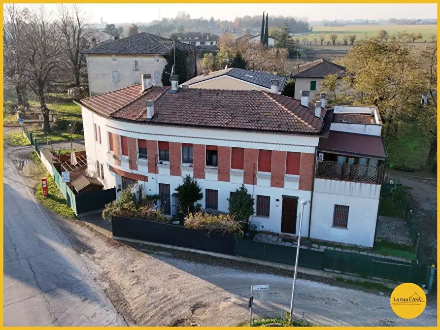 Immagine 1 di Appartamento in vendita  in via Provinciale Sup. a Molinella