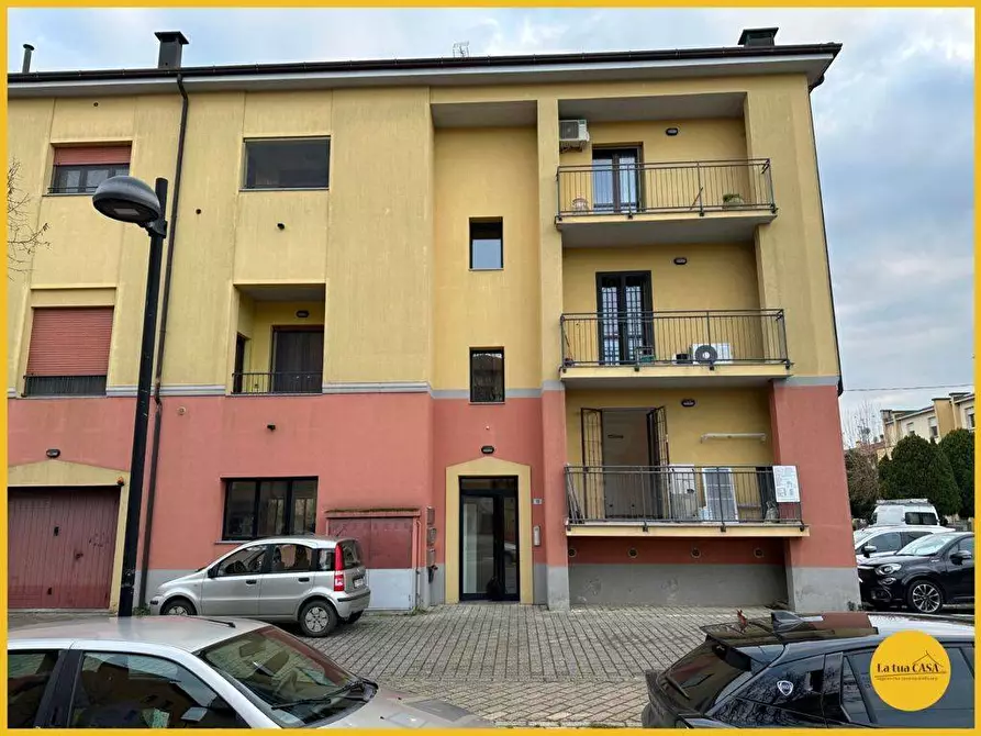 Immagine 10 di Appartamento in vendita  a Molinella