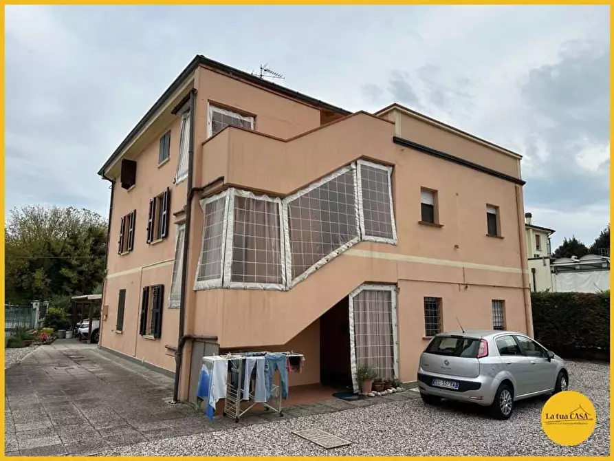 Immagine 15 di Villetta a schiera in vendita  a Molinella