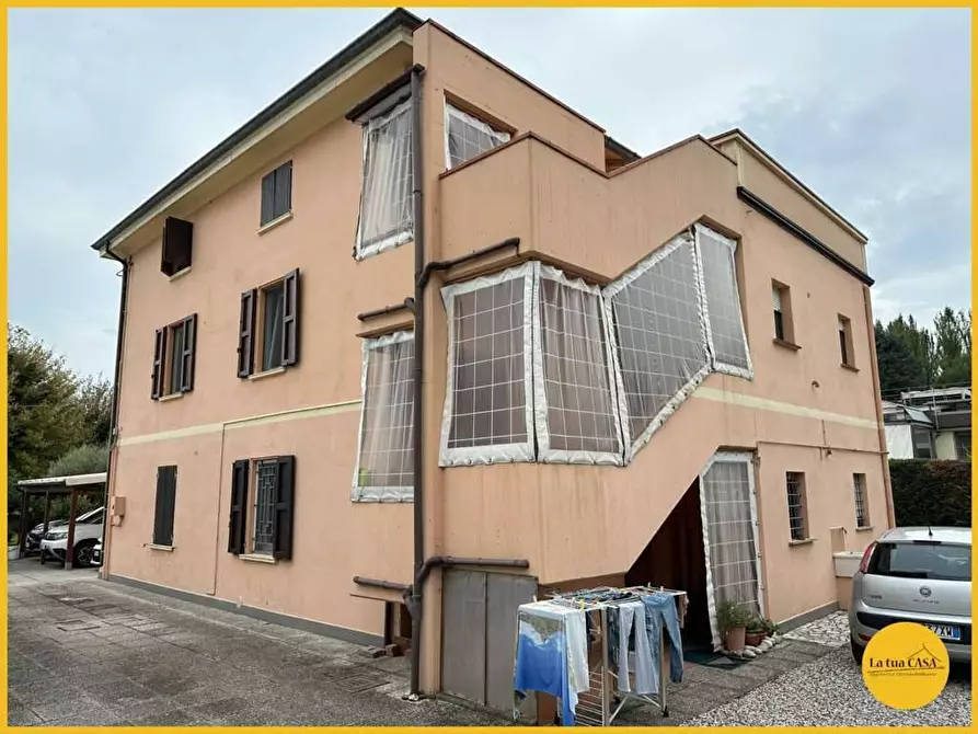 Immagine 16 di Villetta a schiera in vendita  a Molinella