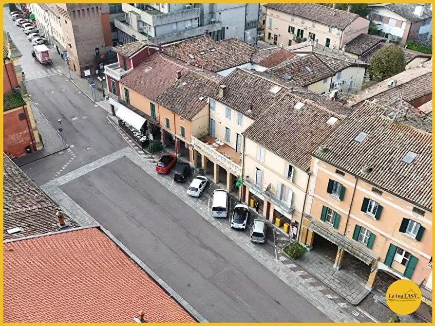 Immagine 5 di Locale commerciale in affitto  a Molinella