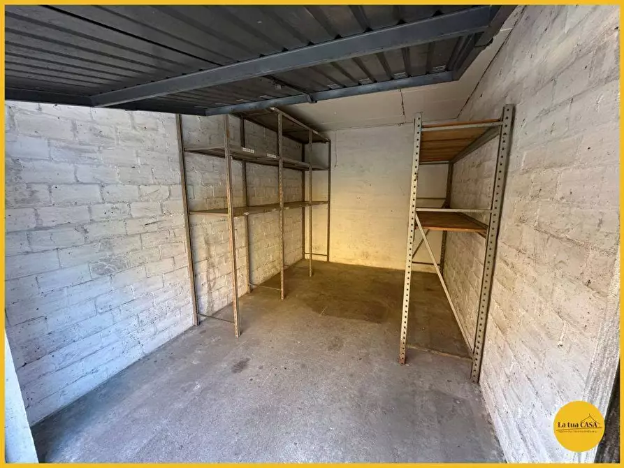 Immagine 16 di Box auto in vendita  a Molinella