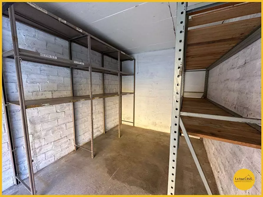 Immagine 19 di Box auto in vendita  a Molinella