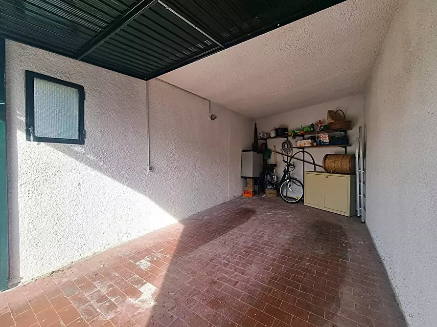 Immagine 27 di Appartamento in vendita  in Via dei Navigatori a Finale Ligure