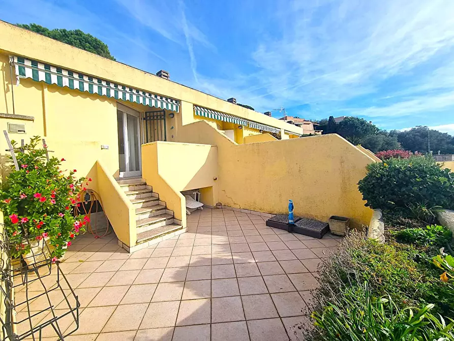 Immagine 14 di Appartamento in vendita  in Via dei Navigatori a Finale Ligure