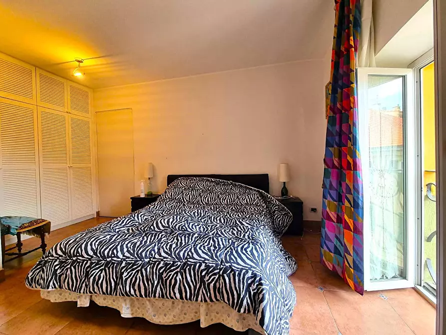 Immagine 15 di Appartamento in vendita  in Via Anton Giulio Barrili a Finale Ligure