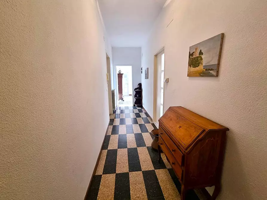 Immagine 21 di Appartamento in vendita  in Via Generale Enrico Caviglia a Finale Ligure