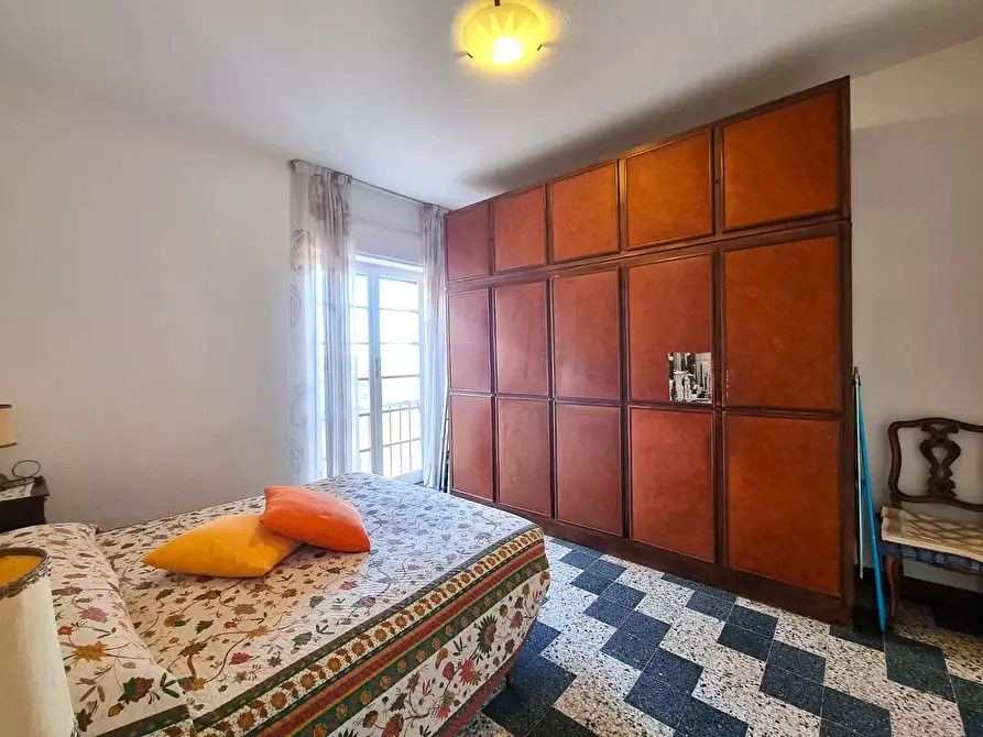 Immagine 13 di Appartamento in vendita  in Via Generale Enrico Caviglia a Finale Ligure