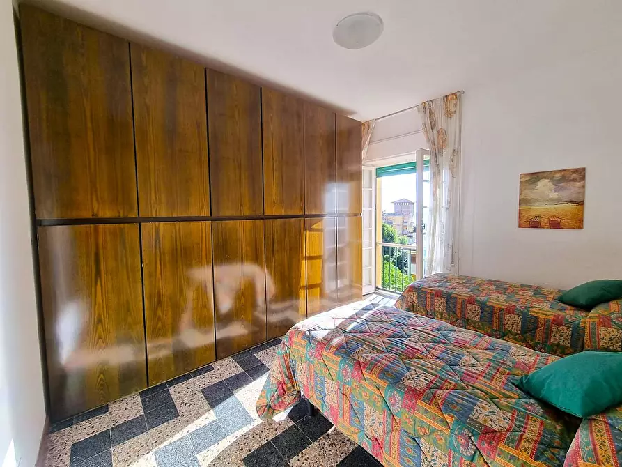 Immagine 15 di Appartamento in vendita  in Via Generale Enrico Caviglia a Finale Ligure