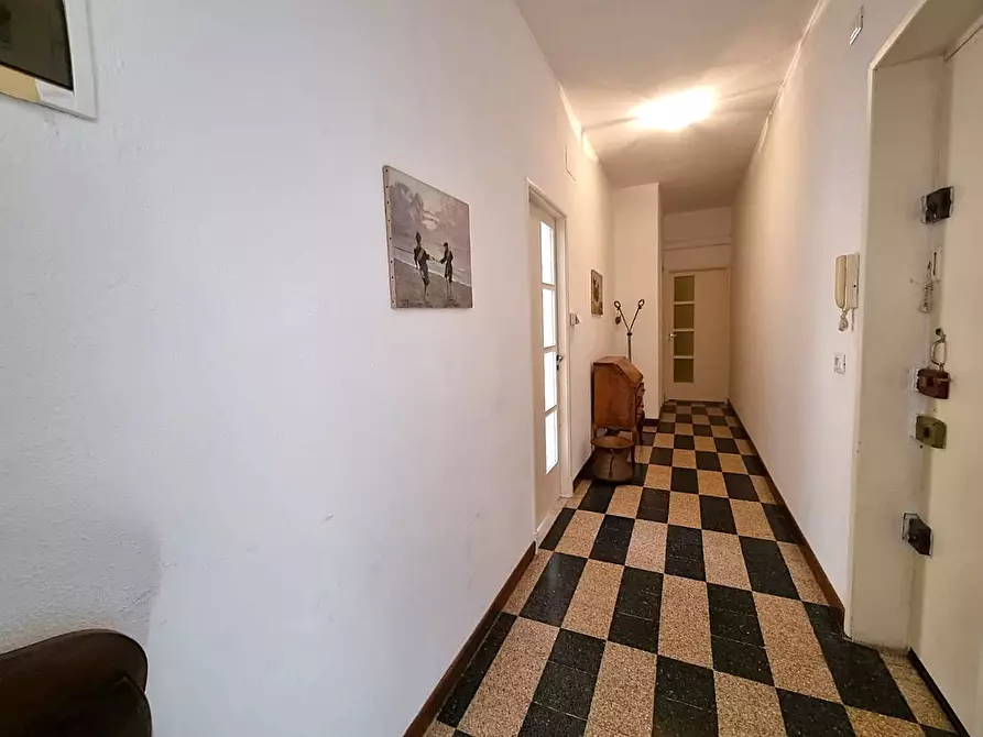 Immagine 22 di Appartamento in vendita  in Via Generale Enrico Caviglia a Finale Ligure