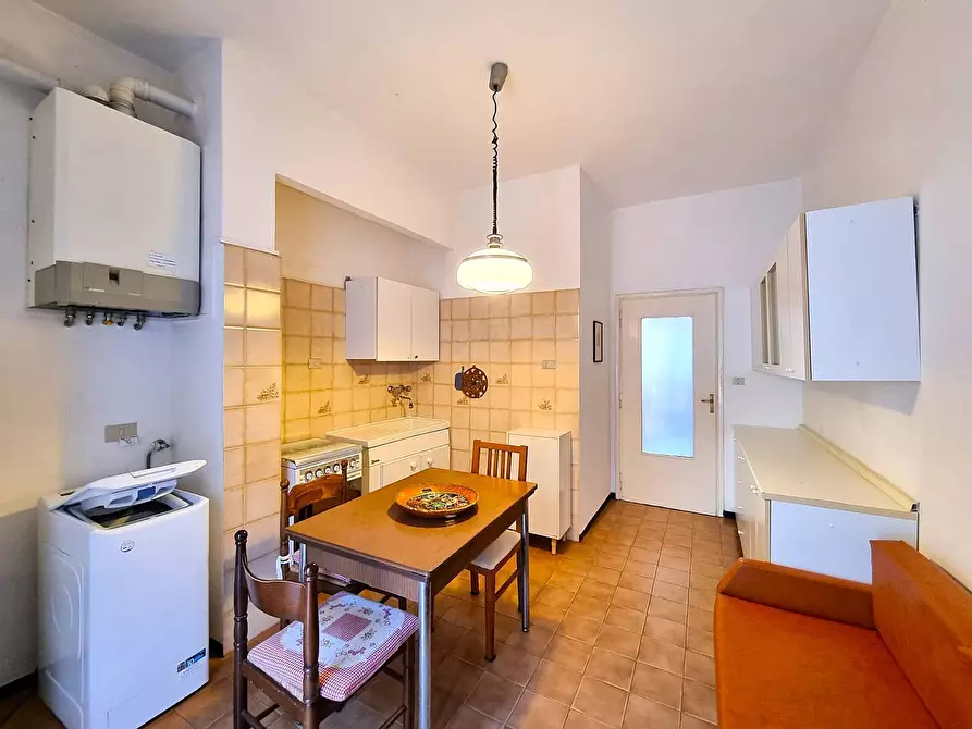 Immagine 2 di Appartamento in vendita  in Corso Europa a Finale Ligure