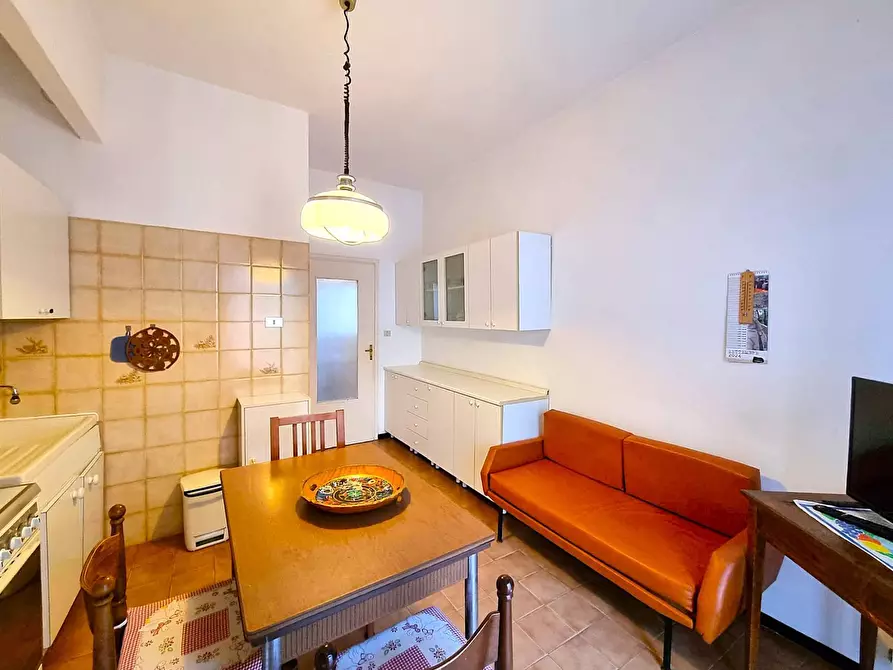 Immagine 3 di Appartamento in vendita  in Corso Europa a Finale Ligure