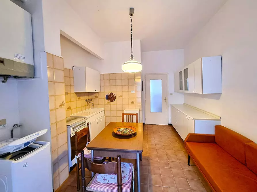 Immagine 4 di Appartamento in vendita  in Corso Europa a Finale Ligure