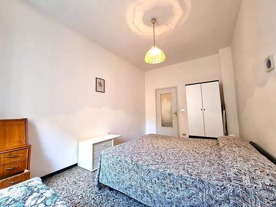 Immagine 12 di Appartamento in vendita  in Corso Europa a Finale Ligure