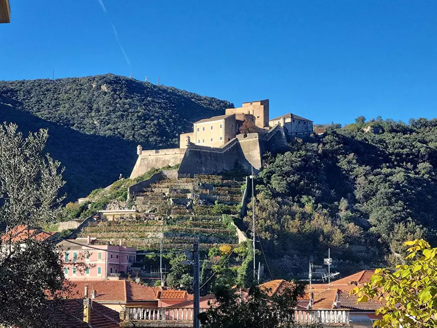 Immagine 20 di Appartamento in vendita  in Via Fiume a Finale Ligure