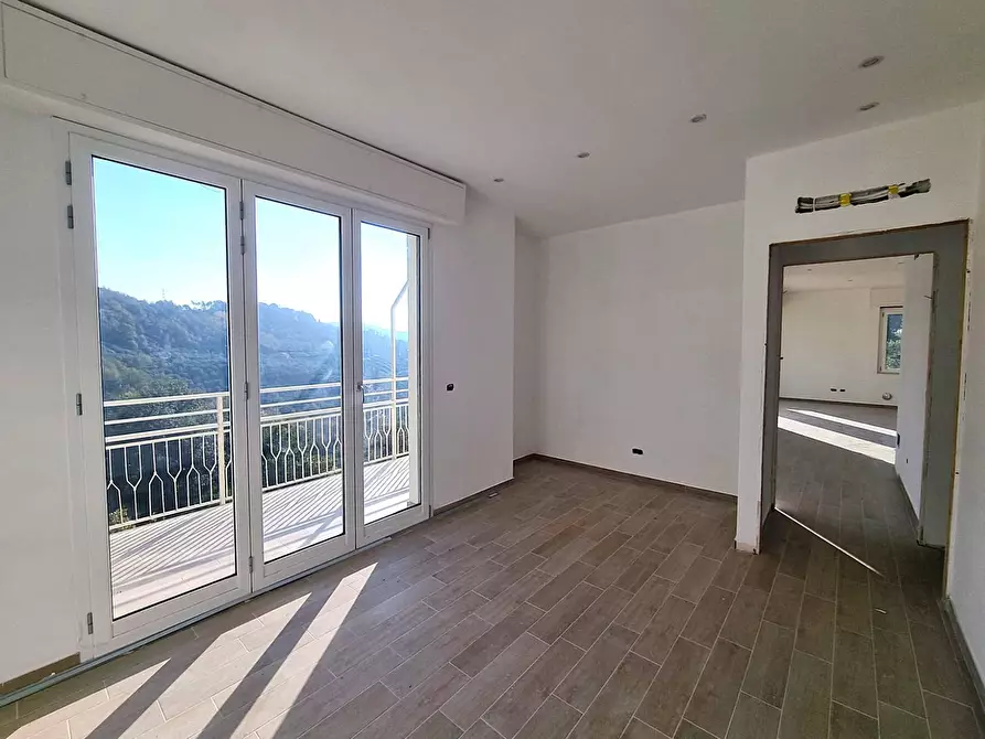 Immagine 10 di Appartamento in vendita  in Via per Olle a Finale Ligure