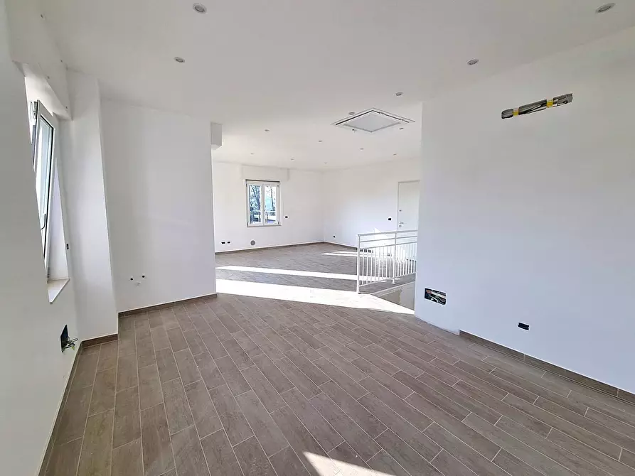 Immagine 2 di Appartamento in vendita  in Via per Olle a Finale Ligure