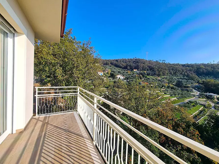 Immagine 17 di Appartamento in vendita  in Via per Olle a Finale Ligure