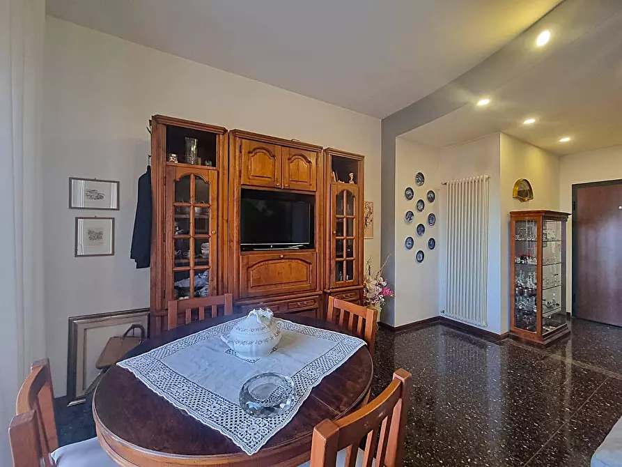 Immagine 5 di Appartamento in vendita  in Via Nicolò Saccone a Finale Ligure