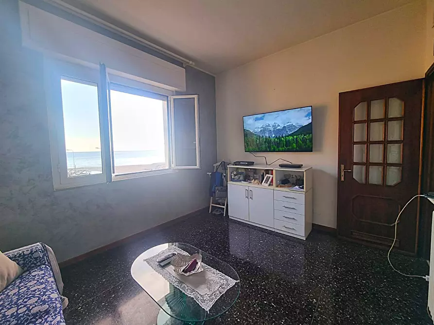 Immagine 13 di Appartamento in vendita  in Via Nicolò Saccone a Finale Ligure